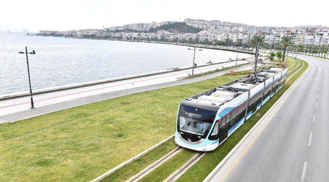 İzmir’in tramvay filosu büyüyor