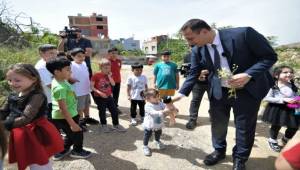 Başkan Eşki’den çocuklara bayram armağanı