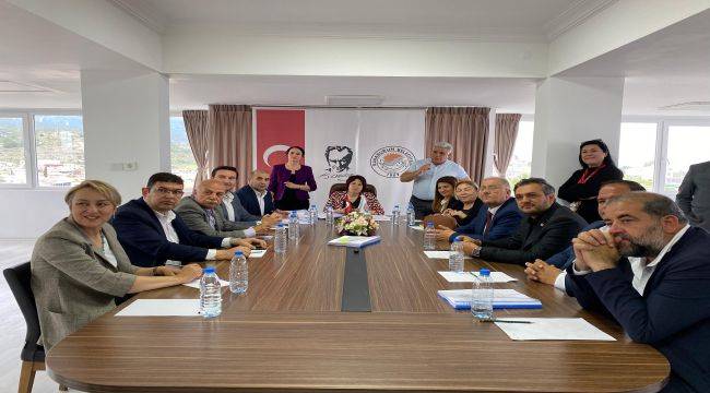 Karaburun Belediye Meclisi yeni dönem ilk toplantısını yaptı