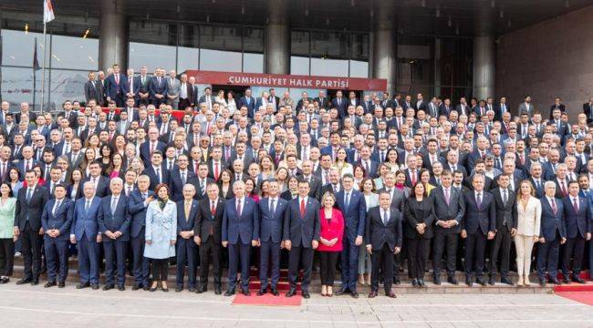 ‘’Vicdanımızın sesini dinlemekten asla vazgeçmeyeceğiz”