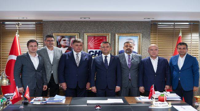 CHP Genel Başkanı Özgür Özel İzmir’e geldi