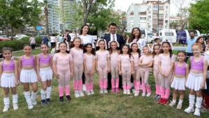Bayraklı'da yaz spor okulları başladı