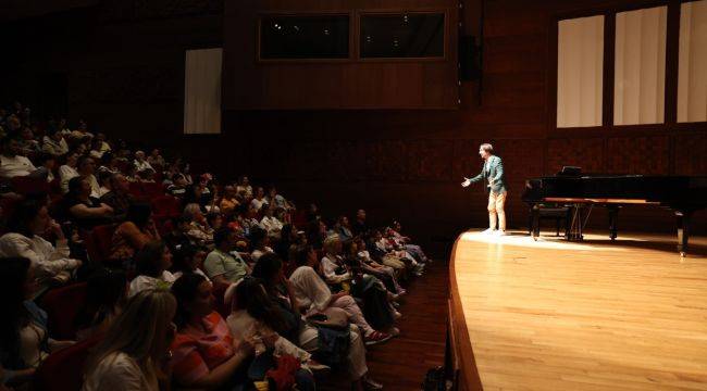 Çocuklar AASSM’de  “Mozart” ile tanıştı