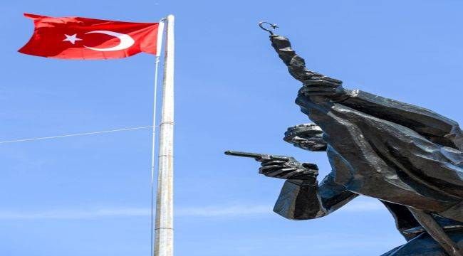 Direnişin Sembol İsmi Hasan Tahsin Anıldı