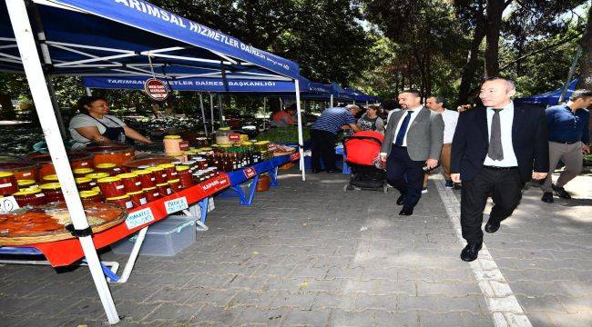 İzmir’de Dünya Çiftçiler Günü Coşkusu