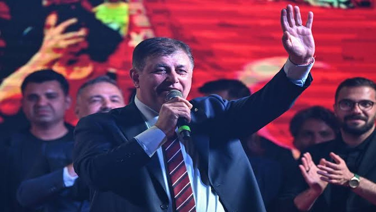 Başkan Cemil Tugay’dan İzmirlilere Dayanışma Çağrısı