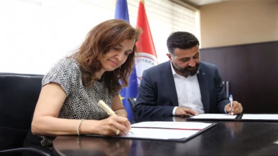 Karşıyaka’da ‘sağlıklı kentleşme’ için imzalar atıldı