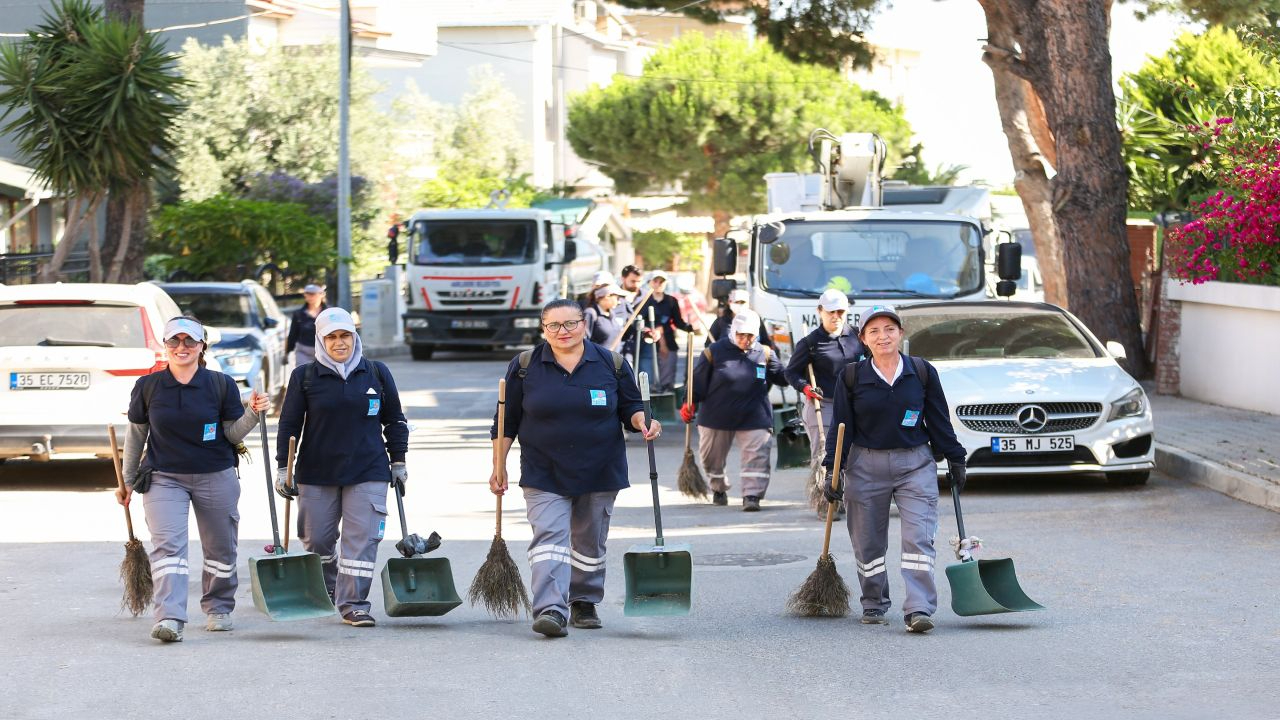 Narlıdere Belediyesi'nden kapsamlı temizlik çalışması