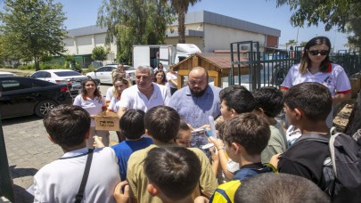 Güzelbahçe Belediyesi’nin dondurma dağıtımına milli eğitim engeli