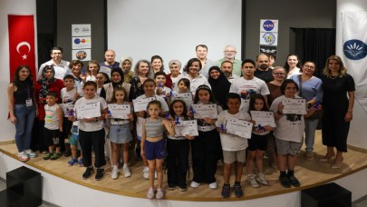 Karabağlar’da Uzayla Buluşan Çocuklara Sertifika Töreni