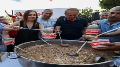 Karşıyaka’da geleneksel aşure buluşması