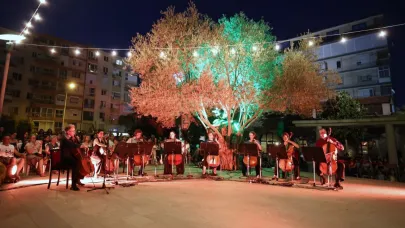 MAV Cello Ensemble, Zeytin Altında yaz esintisi yaşattı