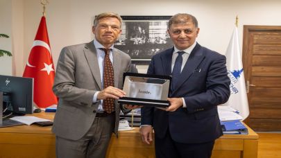 Hollanda Büyükelçisi Wijnands Başkan Tugay’ı ziyaret etti