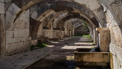Büyükşehir’den Smyrna Antik Kenti’ne “tarihi destek”