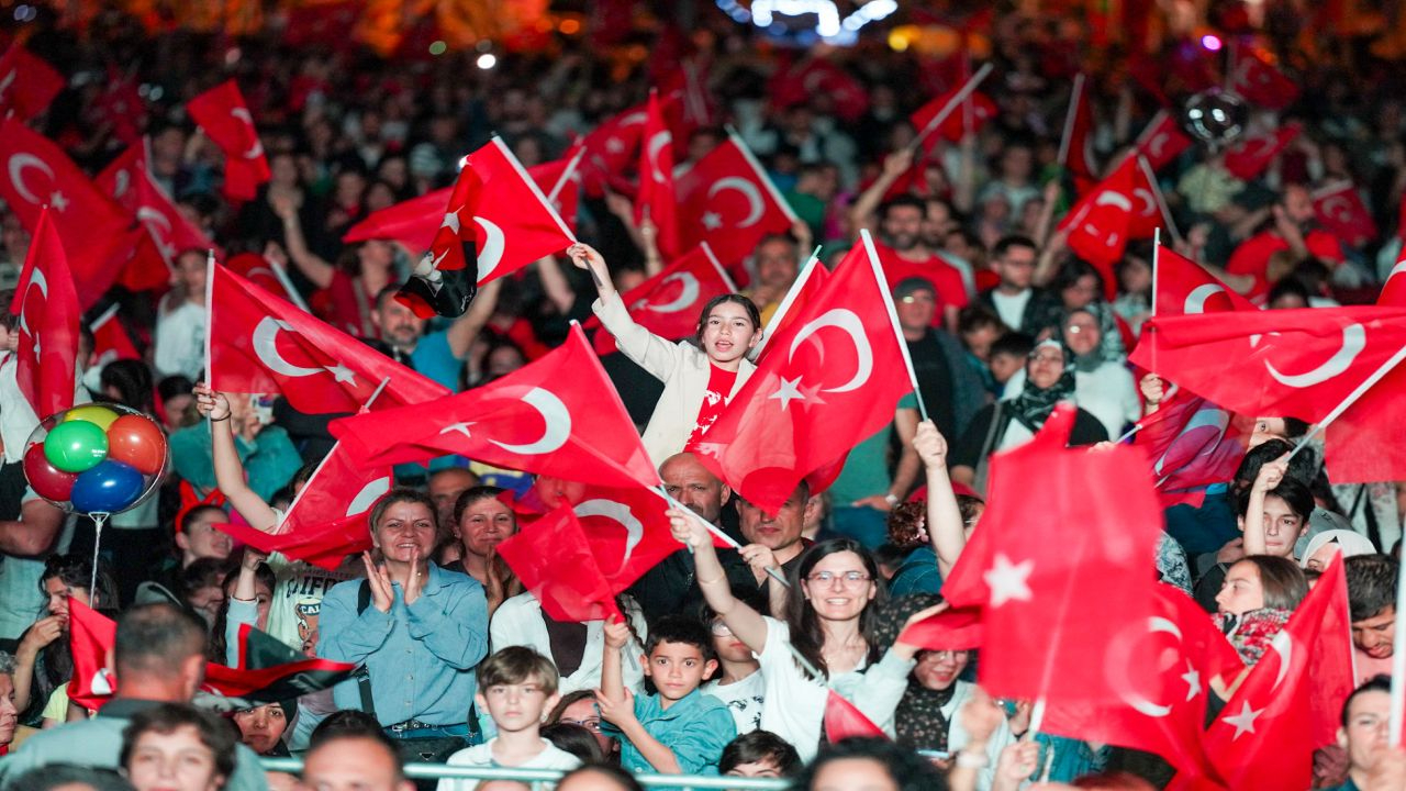 Zafer Bayramı halk dansları gösterisi ve konserle kutlanacak