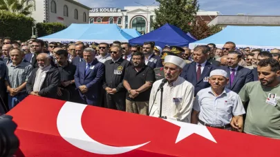 İzmir’in şehitlerine veda