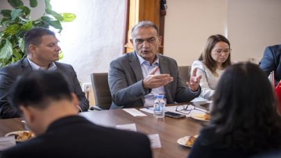 İzmir ile Çin deniz ulaşımında  iş birliği yapacak