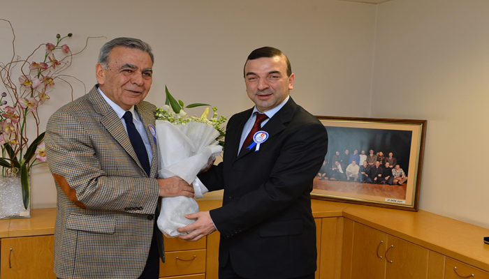 Hem ziyaret hem davet