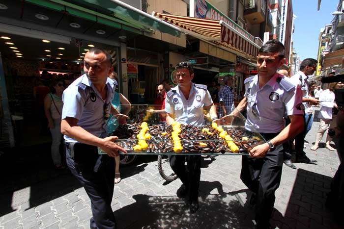 ZABITAYA ŞIDDETE 14 YIL 7 AY HAPIS