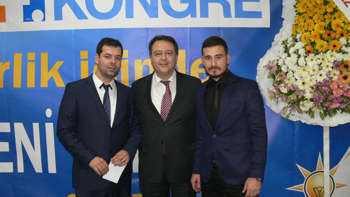 İZMİR'İ GENÇLERLE TURİZMİN KALESİ YAPMAYA ADAY
