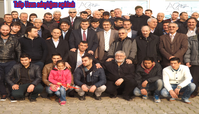 “İZMİRLİLER’İN SÖYLEYECEKLERİ SÖZ OLMAK İÇİN ADAYIM”