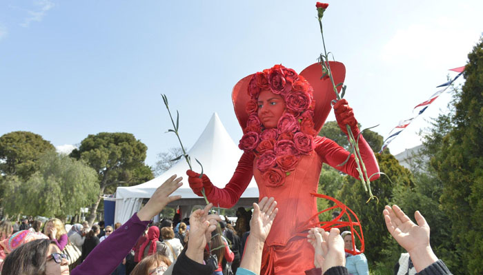 İZMİRLİ KADINLAR FESTİVALDE BULUŞUYOR
