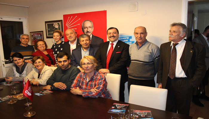 ‘TÜRKİYE’NİN CHP İKTİDARINA İHTİYACI VAR’