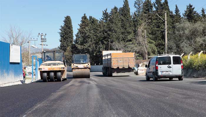 PINARBAŞI VE IŞIKKENT’TE YOLLAR YENİLENDİ