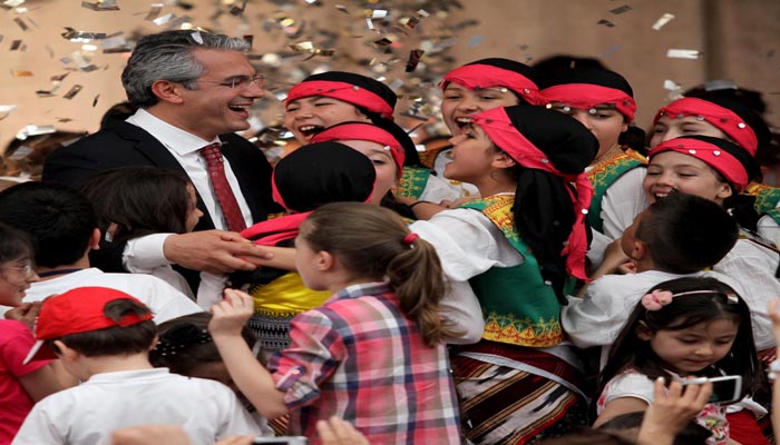 Dünya çocukları Karşıyaka’da buluşacak