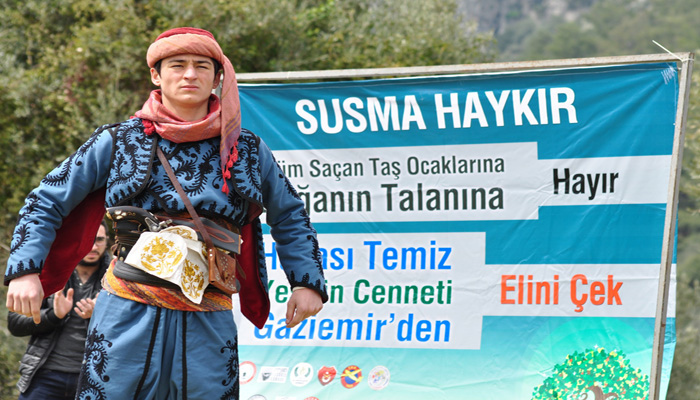 GAZİEMİR’DE YEŞİL ŞÖLEN