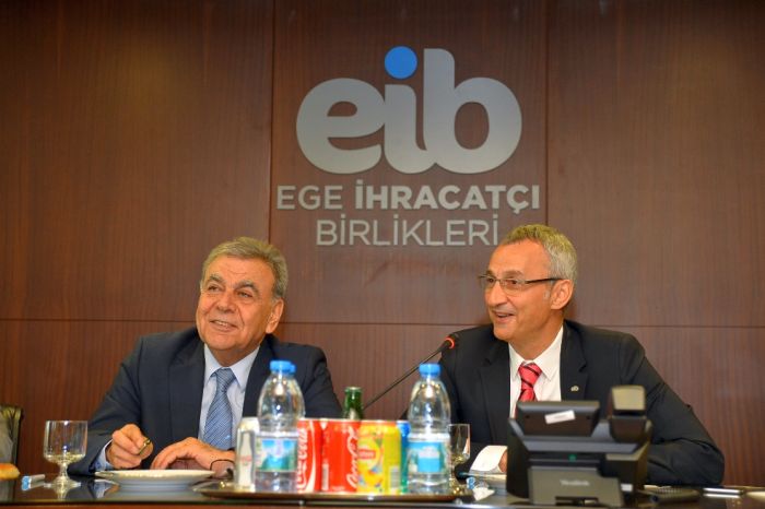 İnovatif kent mobilyaları renk katacak
