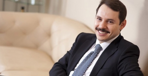 AK Parti'de Akraba Kriterine Karşın Albayrak Nasıl Aday Oldu