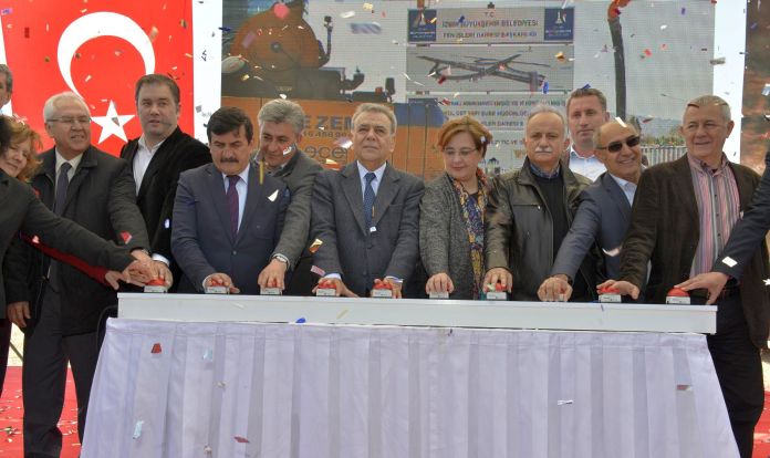 İzmir’e yeni bir kavşak daha geliyor