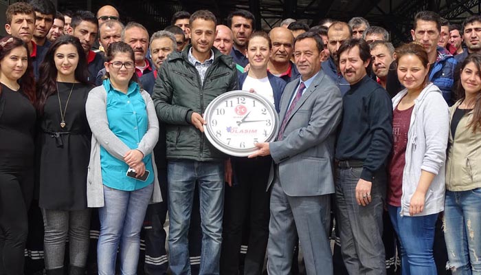 İzmir’i kayıkçı kavgasından kurtaracağız