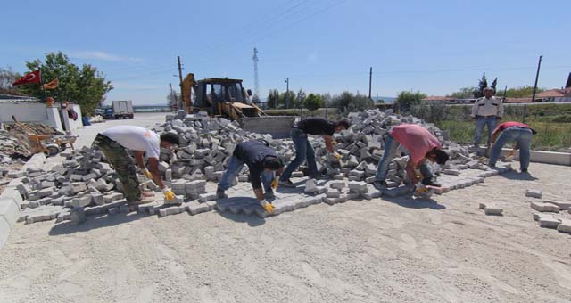 ŞAŞAL’DA YOL YAPIM ÇALIŞMASI