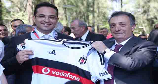 BORNOVA’YA SÜLEYMAN SEBA HEYKELİ