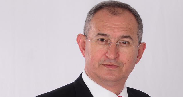 SERTEL: KAMU GÖREVLİSİ DEĞİLİM, GAZETECİYİM