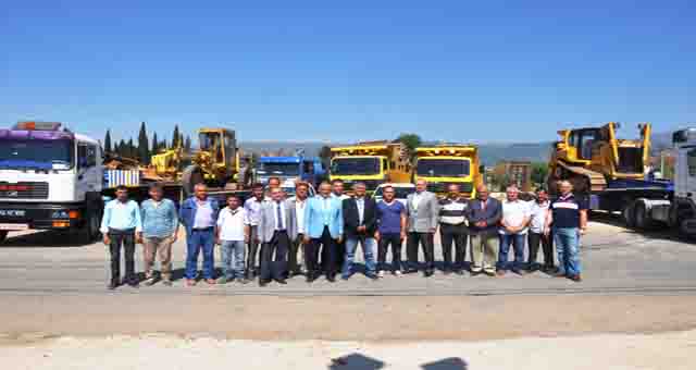 Kocaeli Büyükşehir Belediyesi’nden Ödemiş Belediyesi’ne İş Makinası Takviyesi