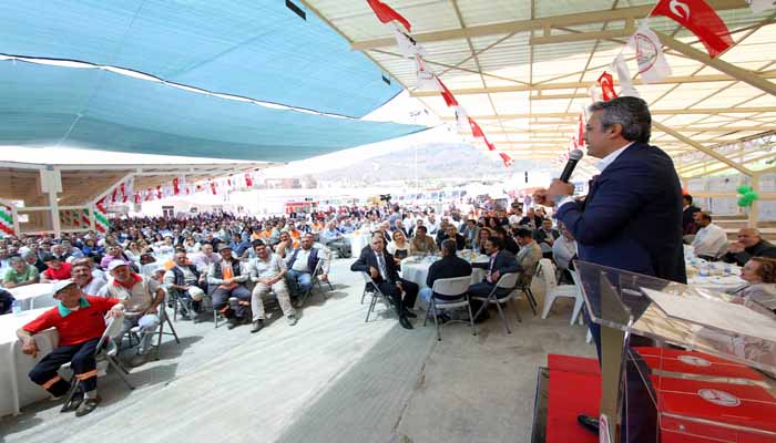1500 ÇALIŞANLA 1 MAYIS YEMEĞİ