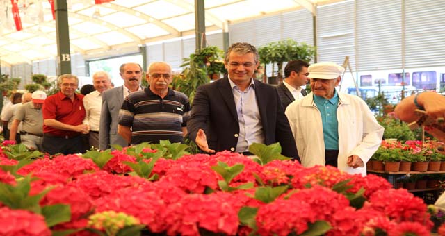 ÇIÇEK FESTIVALI’NE 50 BIN ZIYARETÇI