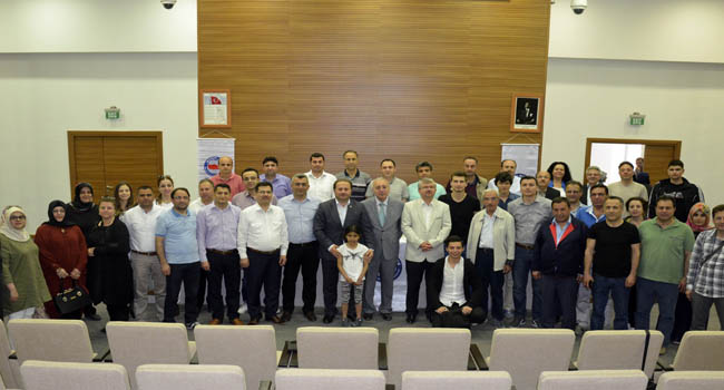 AKİF İNAN SÖYLEŞİSİ İZMİR'DE DÜZENLENDİ