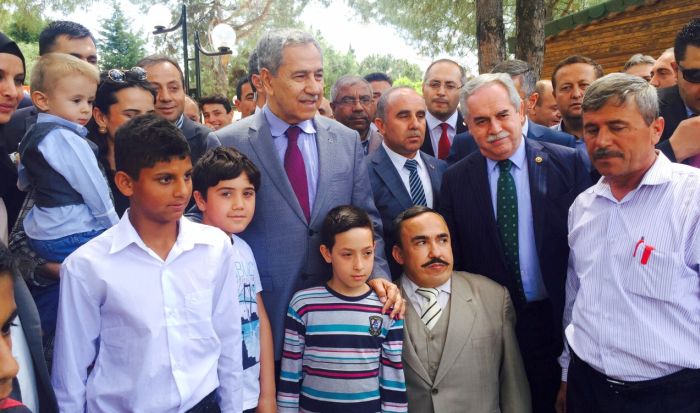 “Onlar konuşur Ak parti yapar”