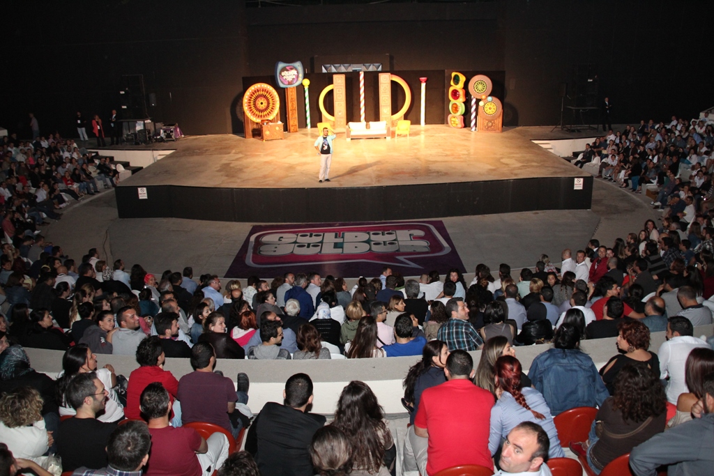 Güldür Güldür Show Yeni Skeçleri ile İzmir Fuar Açıkhava Tiyatrosu’nda