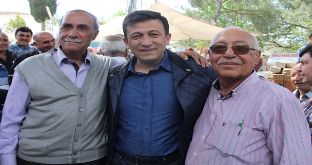 ÇAĞLAYAN'DAN SEVGİ SELİ