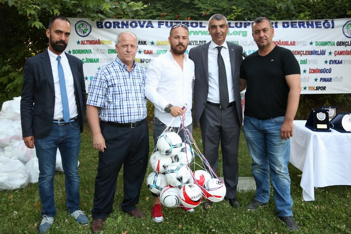 Bornova Belediyesi amatör kulüpler ile elele