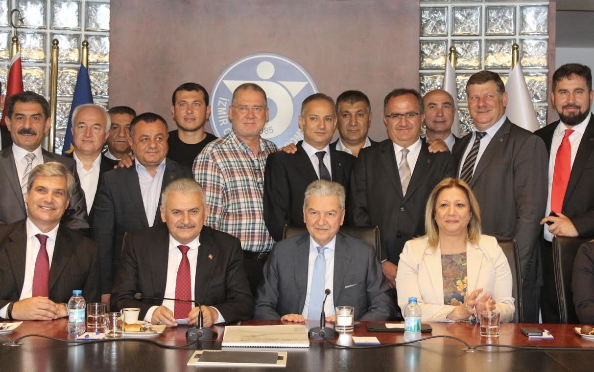 BİNALİ YILDIRIM “ İZMİR GELECEĞİNİ ARAMALI”