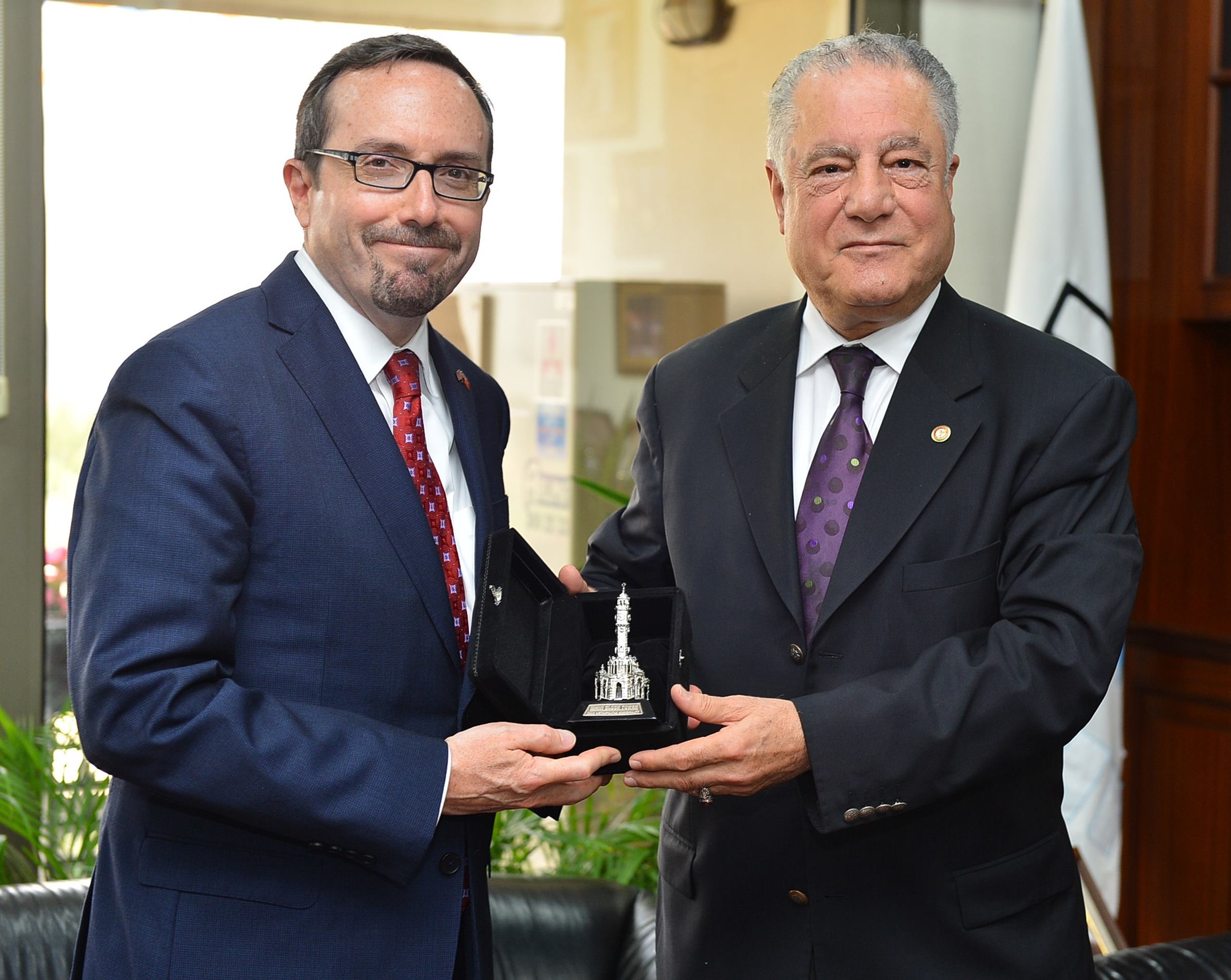 ABD Büyükelçisi’nden nezaket ziyareti