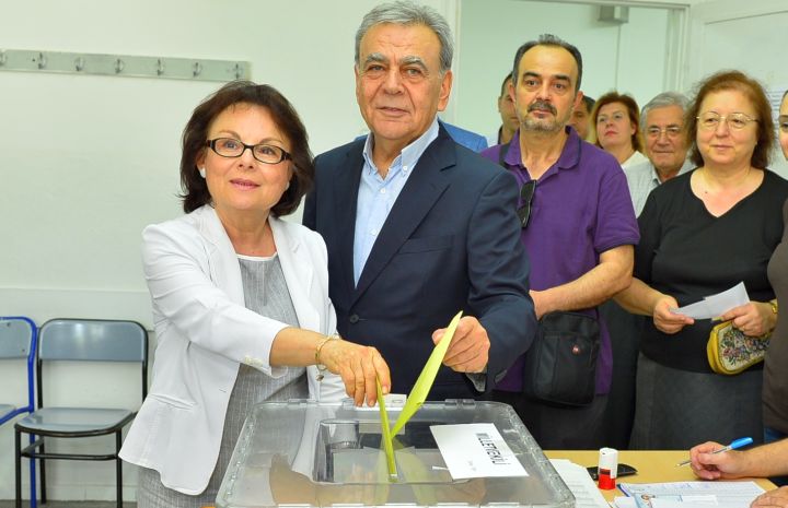 Kocaoğlu, “barış, adalet ve demokrasi” diledi