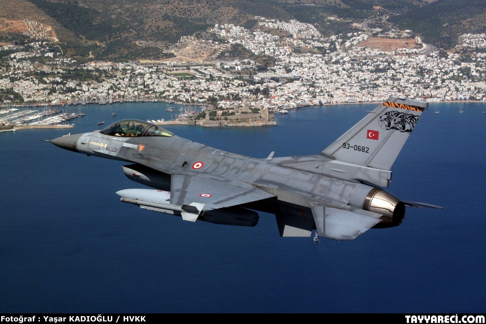 Türk F-16’ları IŞİD’i Vurdu