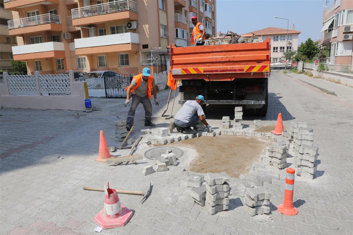 Bornova’da acil sorunlara anında çözüm